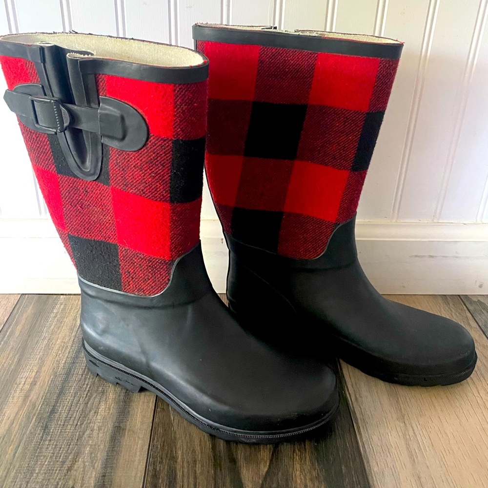Red plaid Rain boots sz 7